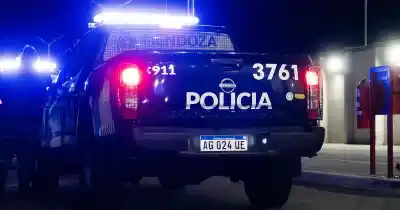Viajaban los tres en la moto: el choque frente al cementerio de Real del Padre que terminó en tragedia
