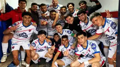 El campeón no se baja de la cima: la cuarta fecha del Clausura movió todo el ascenso