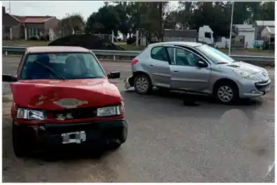 Chocaron en el acceso a Ramírez y los conductores tomaron una decisión inesperada