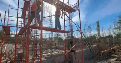 Obrero en estado crítico tras una caída de seis metros en una obra de Godoy Cruz