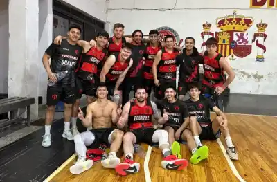 Córdoba no se baja de la punta y Foot Ball se llevó un partidazo de Santa Lucía