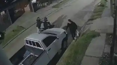 Le pegaron en la cabeza para robarle en El Carmen: lo que hizo después el ladrón