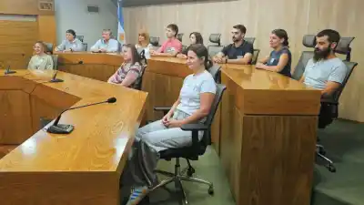 Córdoba: casi 10.000 cordobeses recibirán un mensaje por WhatsApp que los obliga a responder