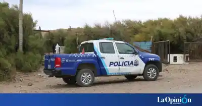 Un vecino cortaba el pasto y vio algo raro: terminó con un detenido en las chacras