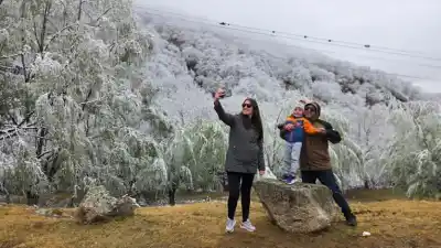 El frío sorprendió a todos en Tafí del Valle y estas postales se volvieron virales