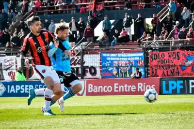 Patronato no pudo con diez y el Grella terminó en un final que nadie se esperaba