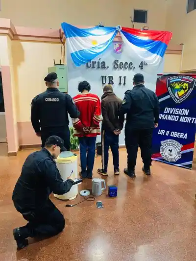 Entraron por la ventana y se llevaron de todo: dos detenidos y la búsqueda que sigue en Oberá
