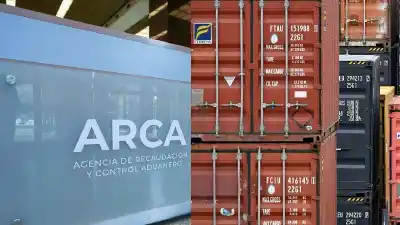 ARCA dio de baja un trámite para importar pilas y baterías: qué cambia para el bolsillo