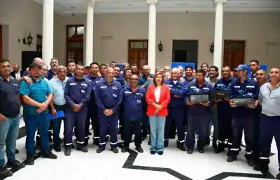 Capital: La entrega de la intendente Fuentes que cambia la rutina de los trabajadores municipales