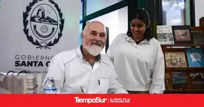 Después de 30 años de dulce, Osvaldo Gross sorprendió en Santa Cruz con un libro que rompe el molde