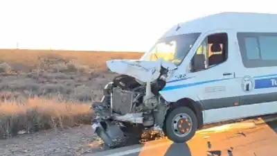 Un minibús chocó de lleno contra un caballo en la Ruta 51 y lo que pasó adentro dejó a todos sin palabras