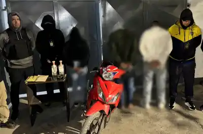 La persecución que terminó con un arsenal y una moto en La Rubita