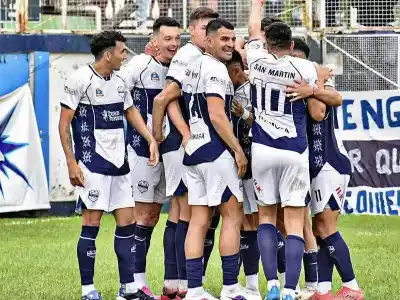 San Martín no perdonó: goleada, liderazgo y un boleto que ya tiene su nombre