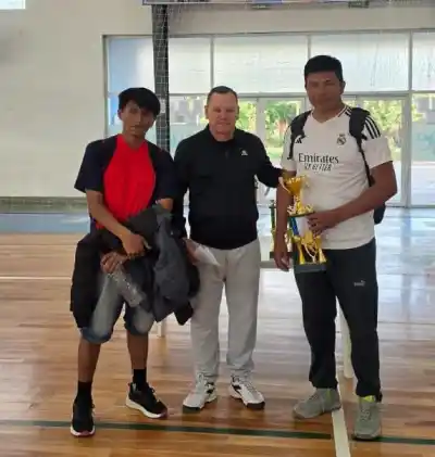 Chacra 19 se llevó el título en el torneo de vóley interiglesias de Castelli