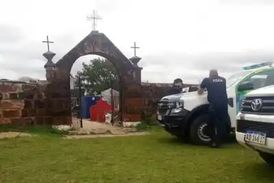 Profanaron el cementerio de Yapeyú: lo que encontraron entre los nichos