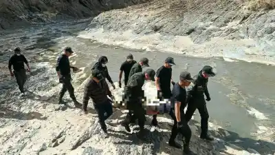Buscaban a un policía desaparecido en la frontera y el río les devolvió otro cuerpo