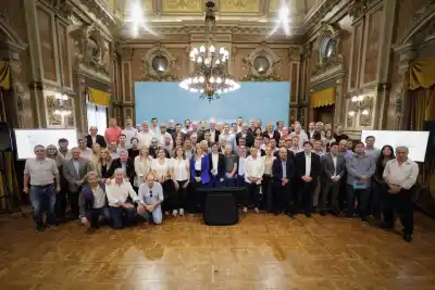 Kicillof lanzó una advertencia a intendentes y anunció medidas clave: “La culpa es de las políticas de Milei”
