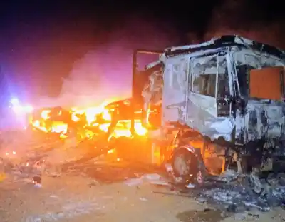 El camión que viajaba a San Juan se prendió fuego en plena ruta 147