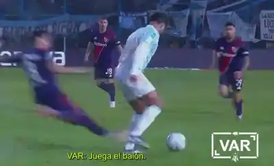 El VAR explicó por qué no expulsó al 8 de River y la frase de Falcioni que detonó todo