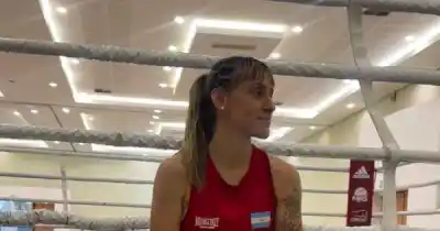 Delfina Arancibia ya tiene su medalla, pero su mente está en otro color