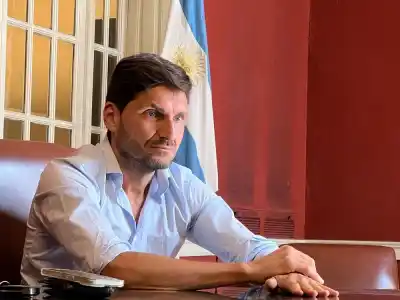 Santa Fe revela su fórmula secreta para resistir la crisis laboral que golpea al país