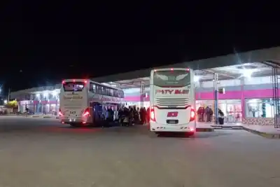 Viajó 1.000 km desde Buenos Aires y al bajar del micro en Añatuya pasó lo que nadie esperaba