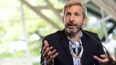 El gobernador Frigerio se desprendió de una empresa forestal en Misiones: el detalle que quedó en el Boletín Oficial