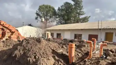 La Escuela N° 374 de El Potrerillo avanza con una obra que cambiará la rutina de sus alumnos
