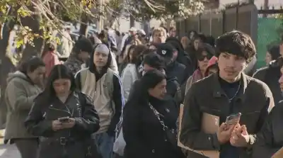 15 puestos en una parrilla de Berazategui: la fila que sorprendió a todos