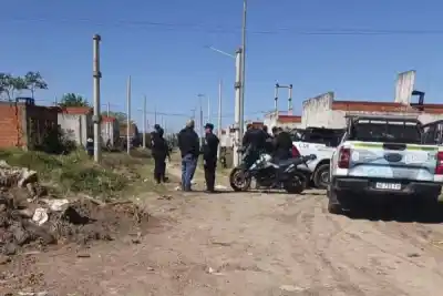 Corrientes: intentan desalojar una toma de 150 viviendas y los adjudicatarios esperan una definición