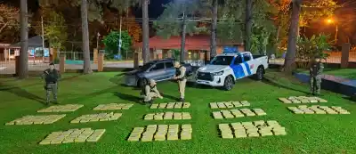 Cruzaban el Paraná en un bote a remos con la carga: lo que quedó en la costa