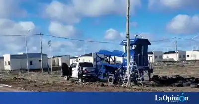 Colocaron una torre de vigilancia en la plaza de Chimen Aike: el detalle que la hace única