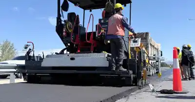 Circunvalación: arrancó el asfalto nuevo y hay más de un detalle que mirar
