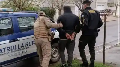 Robo de 70.000 kg de cereales: tres detenidos y un operativo que terminó en Cavanagh y Arias