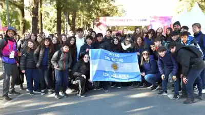 16 mil estudiantes coparon el Parque Independencia: lo que pasó adentro sorprendió a todos