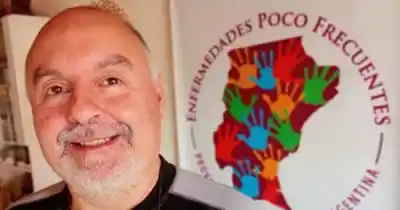 Tiene medicación para tres días y su vida depende de una dosis que no llega