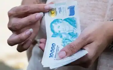 Una concejal de Merlo quiere que el municipio medie entre familias endeudadas y bancos