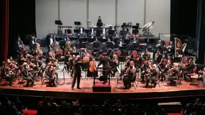 Rosario estrena una obra inédita y el autor es de acá: la noche que la Sinfónica guardó para el final