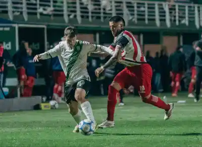 Banfield no pudo con Barracas y la zona baja lo sigue ahogando