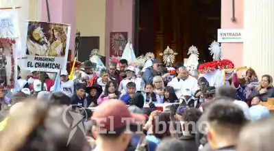Salta le cantó el feliz cumpleaños al Papa y él ya tiene fecha para venir al país