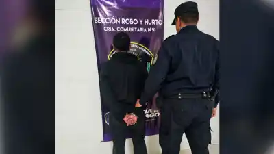Lo buscaban por un robo y la Policía lo encontró en el barrio Siglo XX