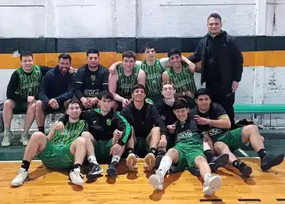 Fisherton no se baja: ganó y quedó a un paso de la cima en la Primera A