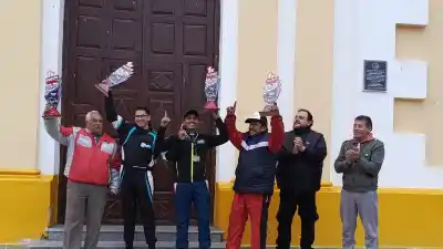 Miran a Miranda y Juárez: se llevaron la primera del rally en Londres