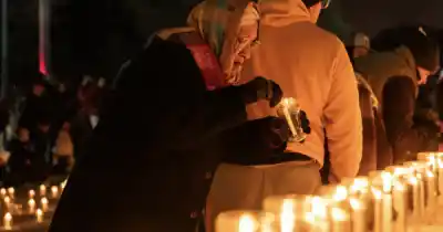 Miles de luces y un pedido silencioso: la vigilia que conmovió a Salta