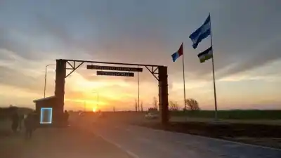 Tosquita se prepara para una fiesta que homenajea a los que hacen los caminos