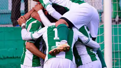 El líder del Clausura sanjuanino pone en juego su corona ante un rival que no le pierde pisada