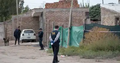 Un nene de 7 años murió baleado en su casa de Las Heras: la pista que siguen los investigadores