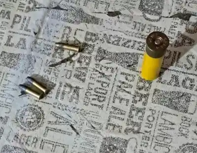 Allanaron el barrio Padre Múgica por un robo a mano armada: lo que apareció adentro de las casas