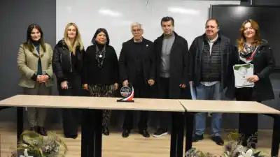 La UNCA firma acuerdos con tres clínicas privadas: qué carreras se suman a las prácticas