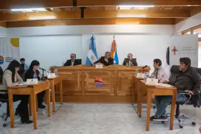 El Concejo de Tolhuin quiso frenar la demanda de OSEF con un argumento inesperado, pero la Justicia no se lo permitió